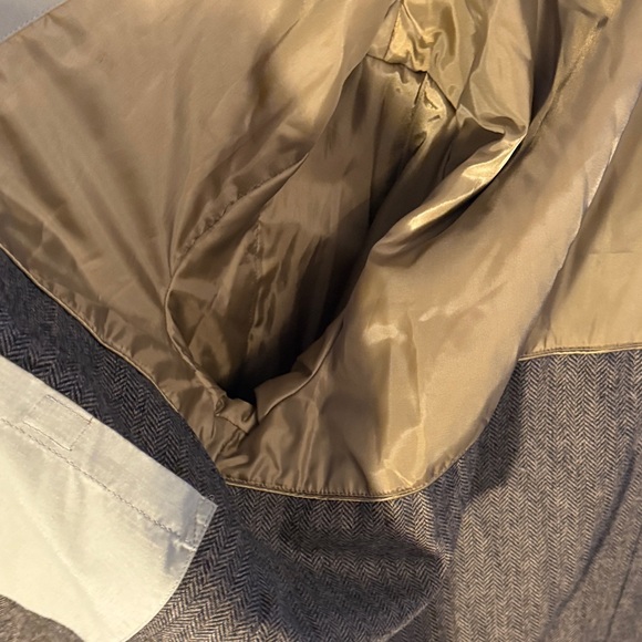 Docayro Men's Tan Coat with Dark Brown Collar - Picture 12 of 16